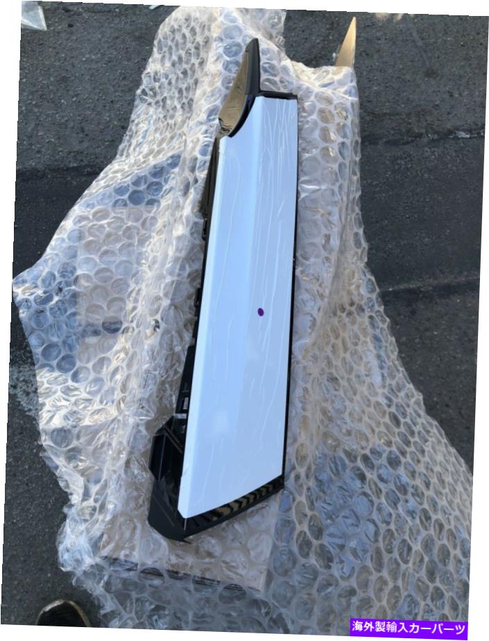 trim panel ランドローバーOEM 17-18ディスカバリーエクステリアピラーモールディング右LR083049 LAND ROVER OEM 17-18 Discovery Exterior-Pillar Molding Right LR083049【並行輸入品】