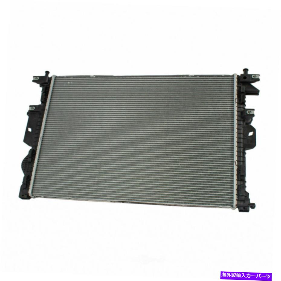 Radiator ラジエーターモータークラフトRAD-101は、13-18フォードCマックスに適合します Radiator Motorcraft RAD-101 fits 13-18 Ford C-Max【並行輸入品】