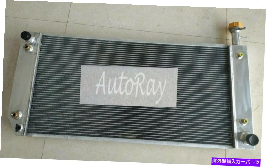Radiator Chevy Express GMC Savana 2500 3500 4.8 6.0 2003 2004 03 03 04のアルミニウムラジエーター Aluminum Radiator for Chevy Express GMC Savana 2500 3500 4.8 6.0 2003 2004 03 04【並行輸入品】