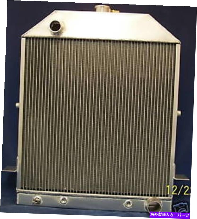 Radiator 1940?42フォードシボレーV-8アルミニウムラジエーターストックマウント直接フィット 1940 to 42 ford chevy v-8 aluminum radiator stock mounts direct fit【並行輸入品】