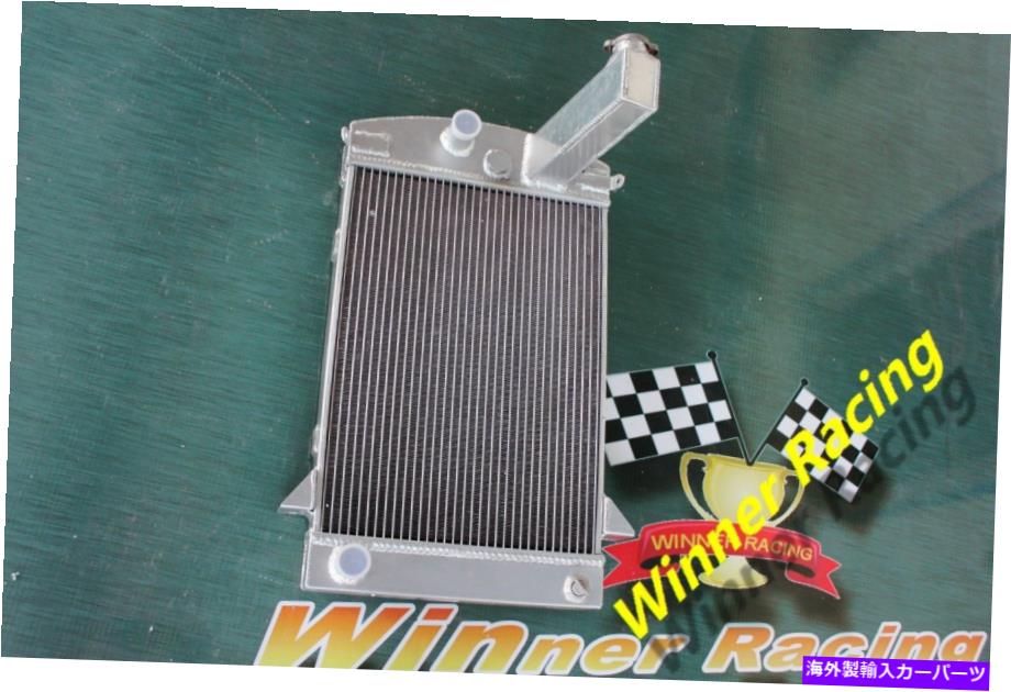 Radiator 56mmラジエーターフィットTriumph TR2 1953-1955/TR3 TR3A TR3B 1955-1962/SPORTS MT 56MM RADIATOR Fit TRIUMPH TR2 1953-1955/TR3 TR3A TR3B 1955-1962/SPORTS MT【並行輸入品】