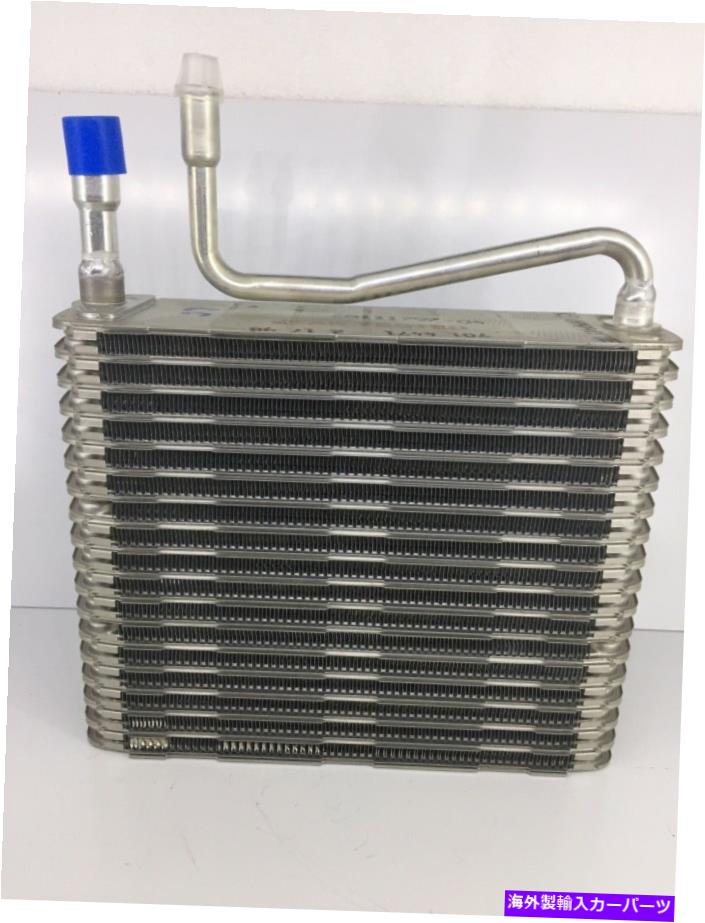 コンデンサー フォーシーズンズ品質HVAC 54557エバポレーターニューカーケア15-8152はムスタングに適合します Four Seasons Quality HVAC 54557 Evaporator NEW Car Care 15-8152 Fits Mustang【並行輸入品】