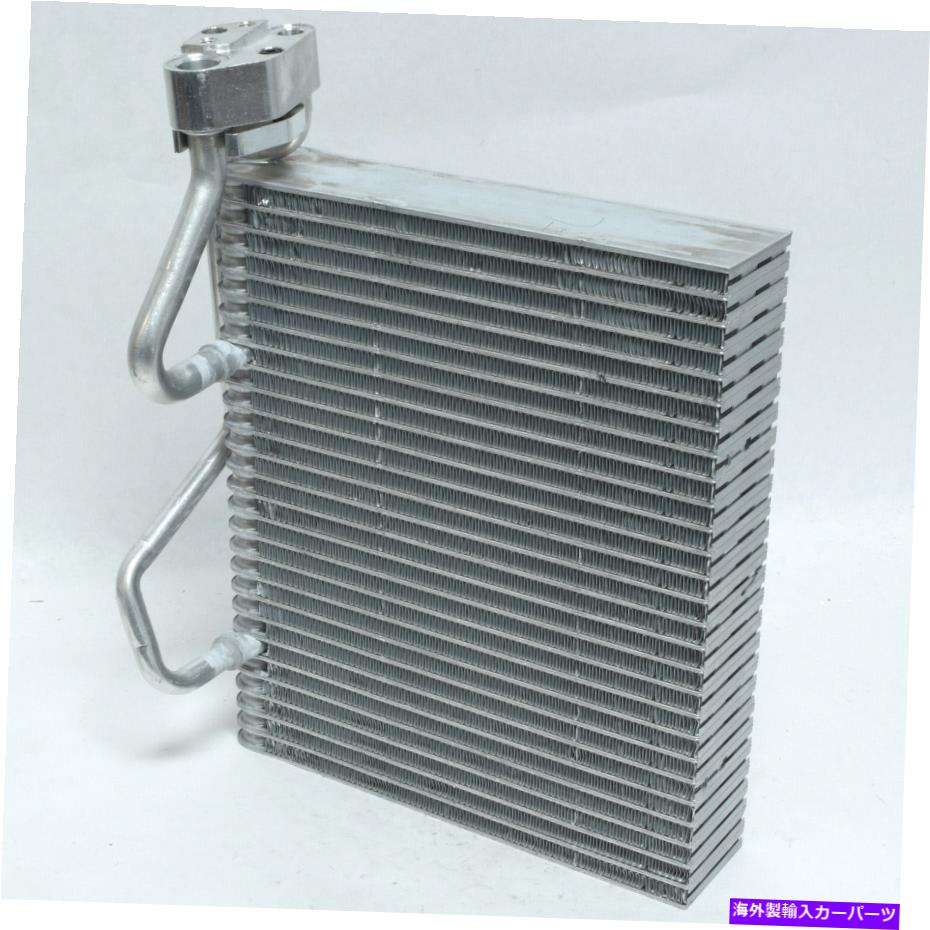 コンデンサー シルバラード1500シエラ1500シルバラード2500 HDシエラの新しいA/C蒸発器コア New A/C Evaporator Core for Silverado 1500 Sierra 1500 Silverado 2500 HD Sierra【並行輸入品】