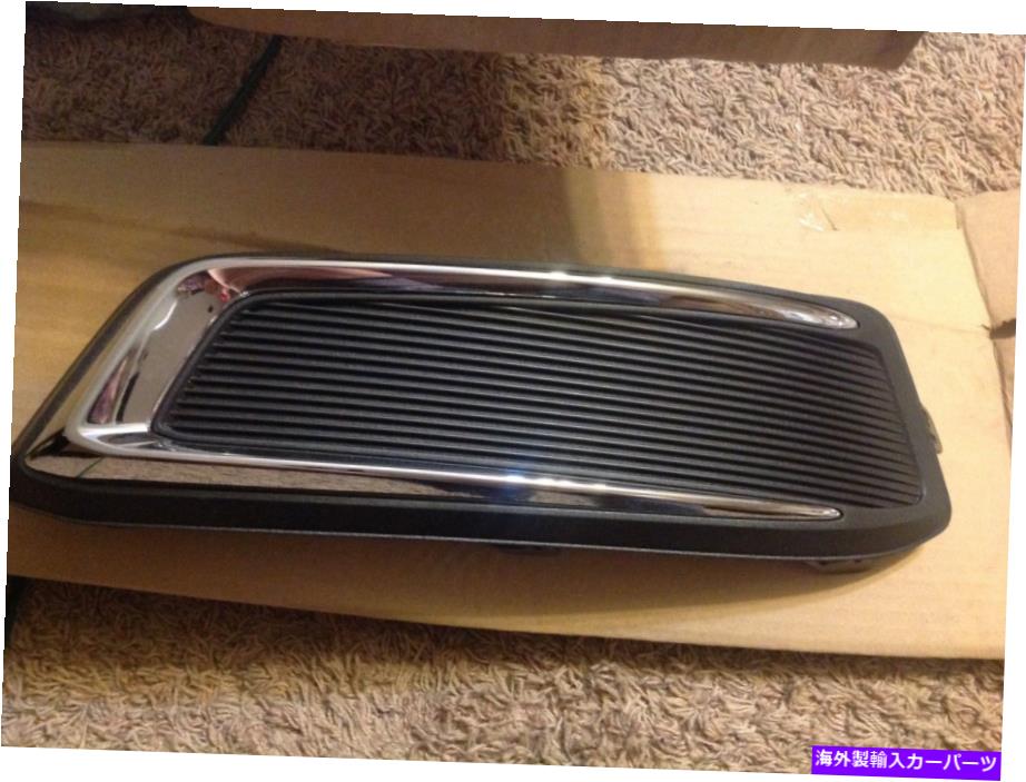 クロームカバー フロントローワーグリルOEM右側2014 2019シボレーインパラ22738852グリル Front lower grille OEM Right Side 2014 2019 Chevrolet Impala 22738852 grill【並行輸入品】