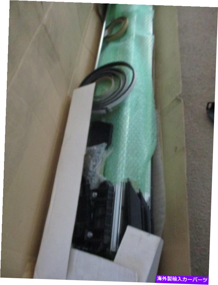 Nerf Bar NOS 1997 FORD F150ランニングボードキットF65Z-16450-FA OEM NOS 1997 Ford F150 Running Board Kit F65Z-16450-FA OEM【並行輸入品】