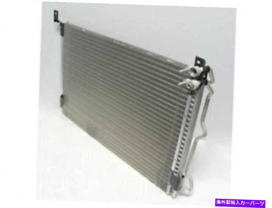コンデンサー uac a/cコンデンサーはフォードクラウンビクトリア2003-2005 65wrbsに適合します UAC A/C Condenser fits Ford Crown Victoria 2003-2005 65WRBS【並行輸入品】