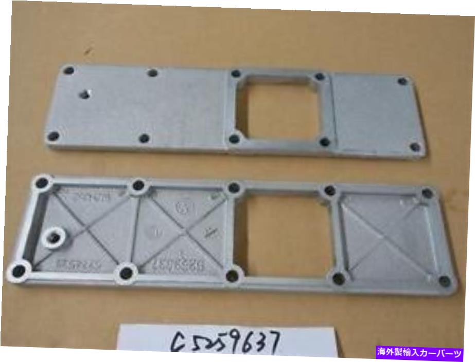 Intake Manifold カミンズの吸気マニホールドカバーb/c/lシリーズ5259637 2pcs Intake manifold cover for Cummins B/C/L series 5259637 2pcs【並行輸入品】