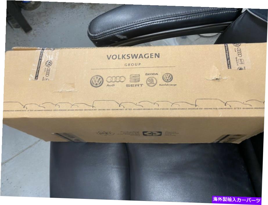 Intake Manifold 本物の吸気マニホールド下部部分右079133110BC Genuine Intake Manifold Lower Part Right 079133110BC【並行輸入品】|Us Custom Parts Shop USDM