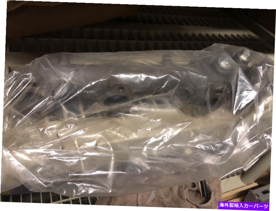 exhaust manifold 3.1モンテカルログランプリ1993 1994 1995 1996排気マニホールド右 3.1 Monte Carlo Grand Prix 1993 1994 1995 1996 Exhaust Manifold Right【並行輸入品】