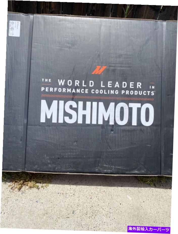 Radiator Mishimoto MMRAD-G35-03 2003年から2007年のインフィニティG35のパフォーマンスアルミニウムラジエーター Mishimoto MMRAD-G35-03 Performance Aluminum Radiator for 2003-2007 Infiniti G35【並行輸入品】