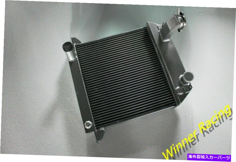 Radiator Morgan Plus 4をスペーサー1954-1957でフィットします。スペーサーなし1958-1968アルミニウムラジエーター Fit Morgan Plus 4 With spacers 1954-1957; No Spacers 1958-1968 Aluminum Radiator【並行輸入品】