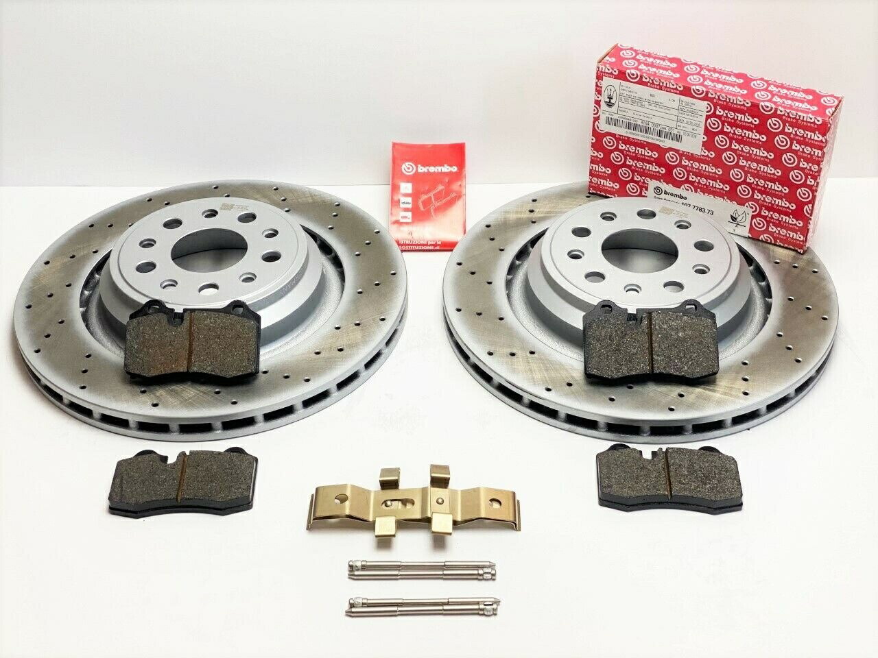brake disc rotor Maserati Ghibli SQ4 Quattroporte AWDリアブレーキパッドとローター Maserati Ghibli SQ4 Quattroporte AWD Rear Brake Pads & Rotors【並行輸入品】