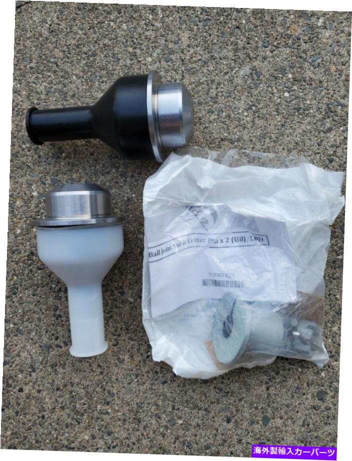 サスペンション Jeep 68388819aaの本物のOEMフロントサスペンションボールジョイントキット Genuine OEM Front Suspension Ball Joint Kit for Jeep 68388819AA NEW【並行輸入品】