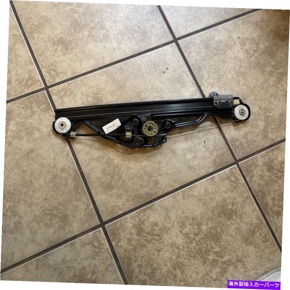 Window Regulator BMW 51357184745用のモーター付き本物のOEMウィンドウレギュレーターリアドライバー Genuine OEM Window Regulator Rear Driver w/o Motor for BMW 51357184745【並行輸入品】