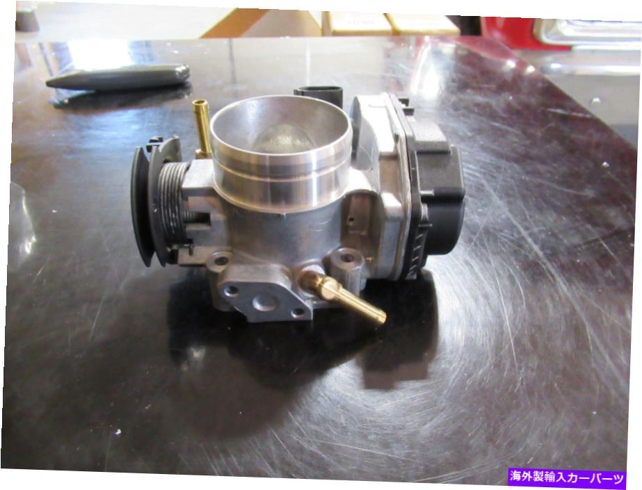 Throttle Body VWスロットルコントロール037-133-066-E 1998-01ビートル、ゴルフ、ジェッタ2.0エンジン新しいOEM VW Throttle Control 037-133-066-E 1998-01 Beetle, Golf,Jetta 2.0 Engine NEW OEM【並行輸入品】
