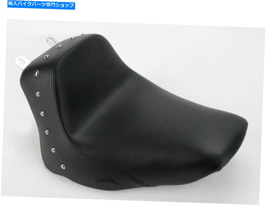 Seats Saddlemen 806-15-0011 Renegadeかかとがスタッドで座席になります Saddlemen 806-15-0011 Renegade Heels Down Seat with Studs【並行輸入品】｜Us Custom Parts Shop USDM