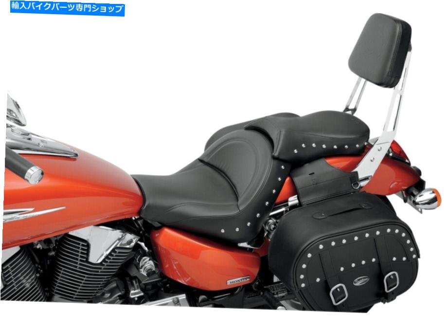 Seats Saddlemen Renegade Deluxe Solo Seat Stustded H03-10-001 Saddlemen Renegade Deluxe Solo Seat Studded H03-10-001【並行輸入品】