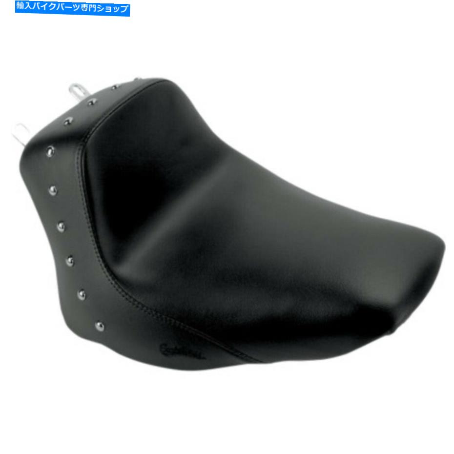 Seats サドルメンの反逆者はかかとを散りばめてソロシートハーレー06-2017ソフトイルズflst/c/n Saddlemen Renegade Studded Heels Down Solo Seat Harley 06-2017 Softail FLST/C/N【並行輸入品】