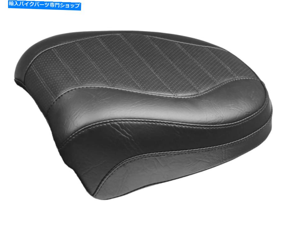 Seats 18-21ハーレーデビッドソンブレイクアウトのためのマスタングの乗客タックアンドロールリアシート Mustang Passenger Tuck And Roll Rear Seat for 18-21 Harley Davidson BreakOut【並行輸入品】|Us Custom Parts Shop USDM