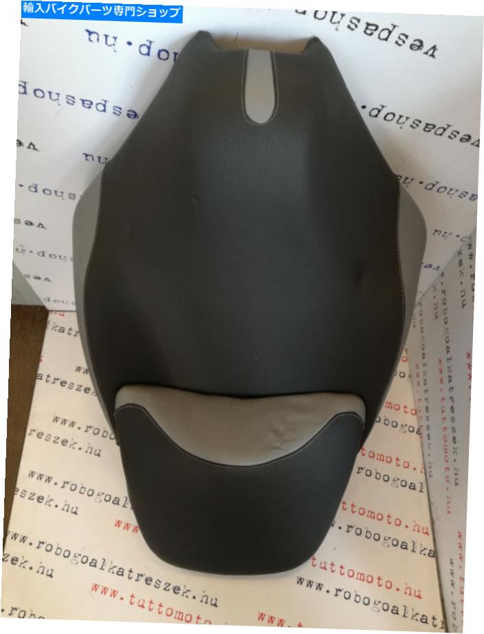 Seats AP8129388新しい本物のオリジナルアプリリアスカラベオサドル AP8129388 New Genuine Original Aprilia Scarabeo Saddle【並行輸入品】