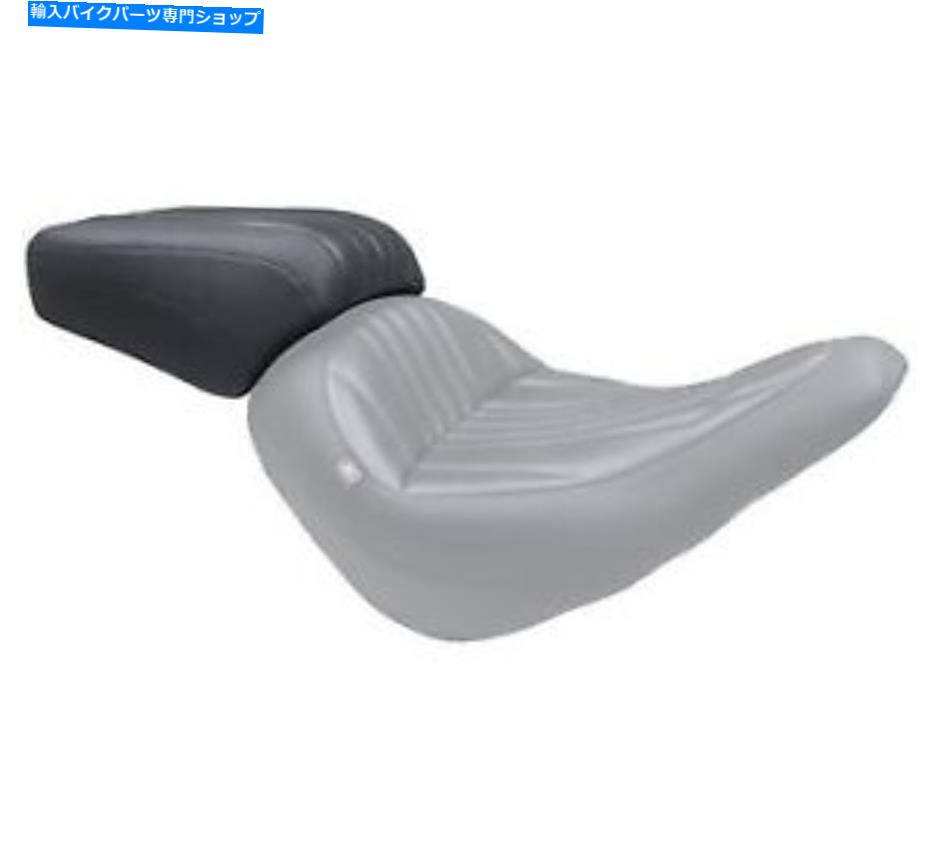 Seats マスタングリアツアーシート/ピリオンパッド2018+ソフトアイルスポーツグライド/ローライダー75722 Mustang Rear Touring Seat/Pillion Pad 2018+ Softail Sport Glide/Low Rider 75722【並行輸入品】