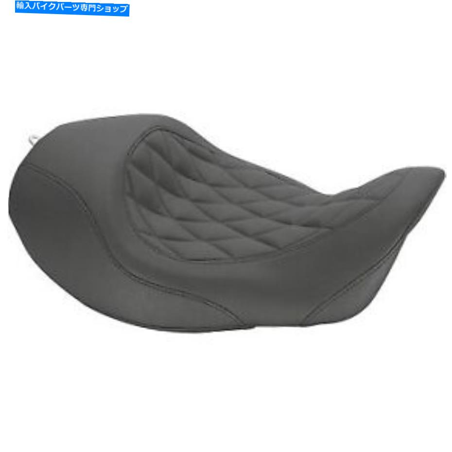 Seats マスタングワイドトリッパーフォワードソロシートブラックダイヤモンド06-17ハーレーFXD 76710 Mustang Wide Tripper Forward Solo Seat Black Diamond for 06-17 Harley FXD 76710【並行輸入品】