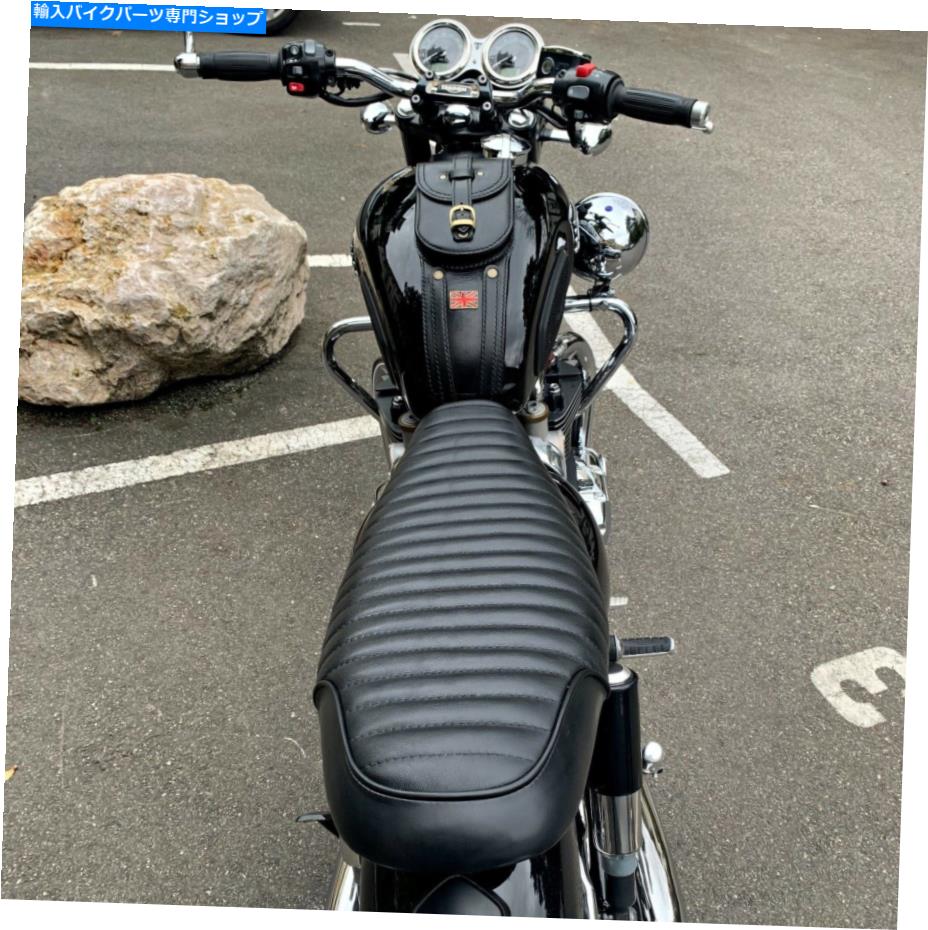 Seats T100用のTriumphシート（リアルレザー）、ツインツイン、T120にはベース、タックnロールが含まれています TRIUMPH SEAT(Real Leather) for T100,treet Twin,T120 include Base,Tuck N Roll【並行輸入品】