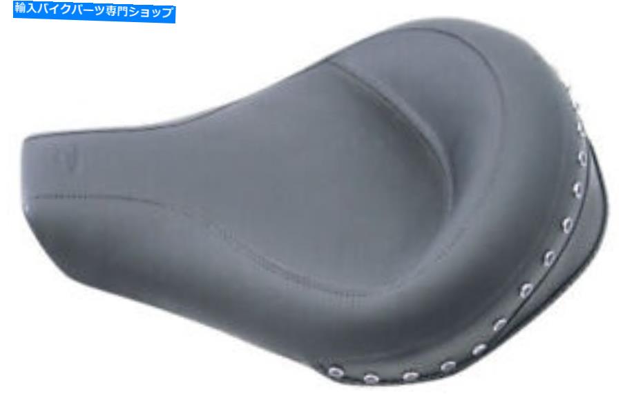 Seats マスタングはソロシート（76106） Mustang Studded Solo Seat (76106)【並行輸入品】