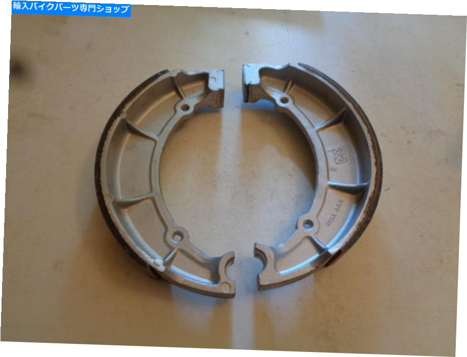 Brake Shoes ヤマハリアブレーキシューズXJ650,700,750 XV700,920,1000 TX750 Yamaha Rear Brake Shoes XJ650,700,750 XV700,920,1000 TX750【並行輸入品】