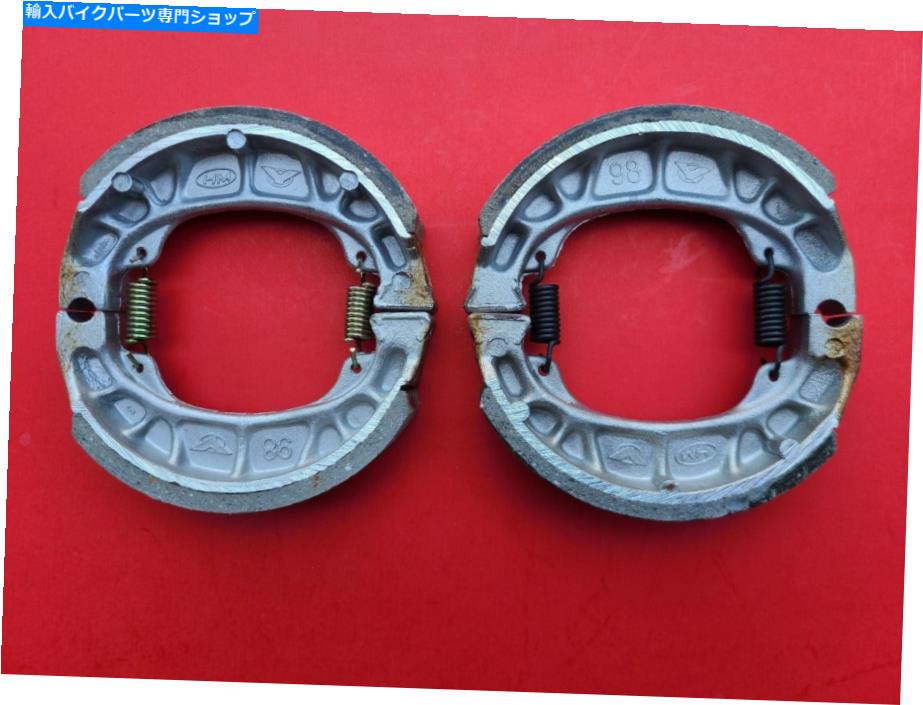 Brake Shoes 2xブレーキシューズ +ホンダCG125 1977-1984の春、フロントとリア。 2x Brake Shoes + Spring For Honda CG125 1977- 1984,Front and Rear.【並行輸入品】