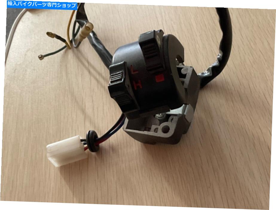 Switches YHA-206 Blackyamaha Left Switches Controls HIローライトヘッドライトスイッチヘッド YHA-206 BlackYamaha left Switches Controls Hi Low Lights Headlight Switch Head【並行輸入品】