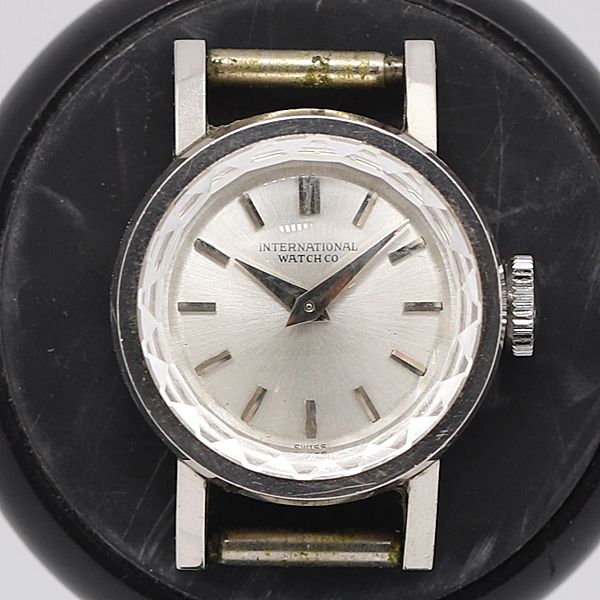 デッド買い溜める級 動く 良品 手一巻き IWC しろがね色文字記号盤 いの一番のみ レディースウォッチ KOR 1801ABC5072300