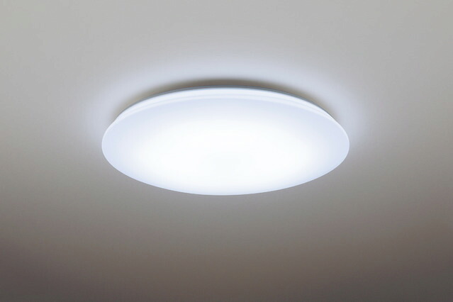 【送料無料】　Panasonic　パナソニック　LEDシーリングライト　～12畳　HH-CE14244A 厚さ90mmの薄型　明るさ1.3倍モード搭載