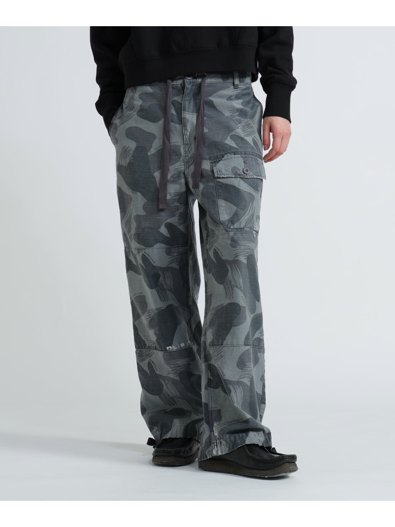 【SALE／30%OFF】《WOMAN》CAMOUFLAGE CARGO LONG PANTS/カモフラージュカーゴロングパンツ AVIREX アヴィレックス パンツ その他のパンツ ブラック グリーン【RBA_E】【送料無料】[ Fashion]