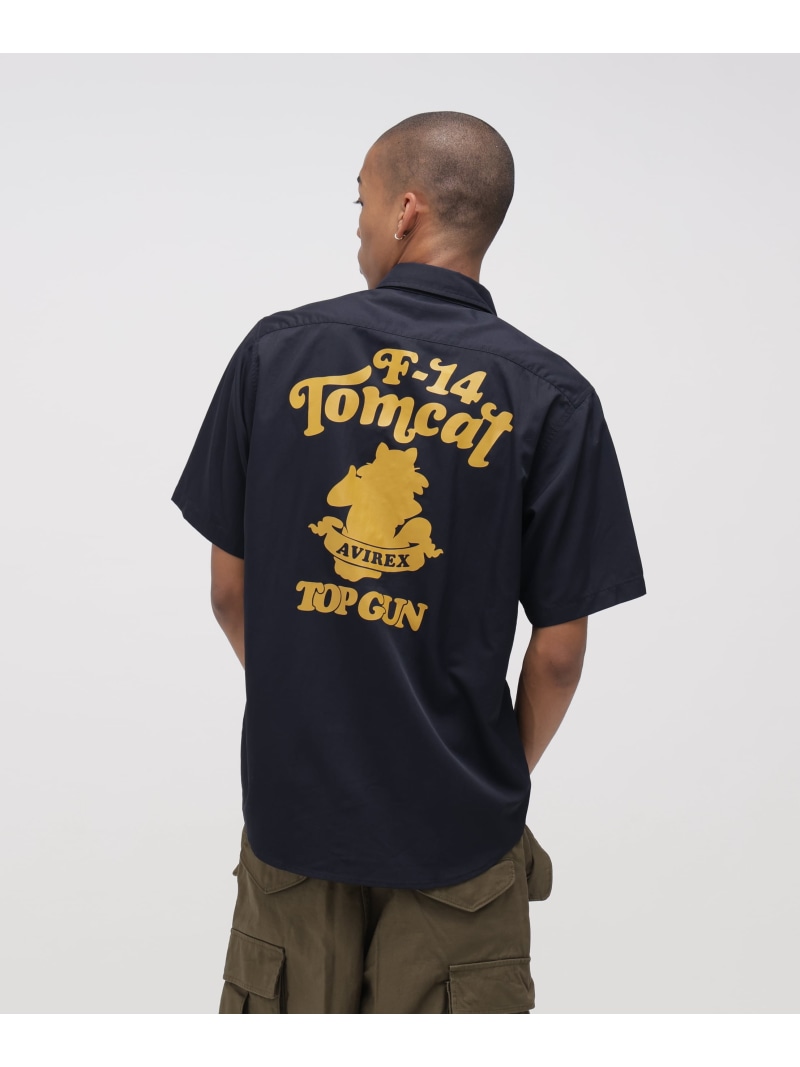 《WEB\u0026DEPOT制限事項》S/S TOM CAT SILHOUETTE SHIRT AVIREX アヴィレックス トップス プルオーバー・トップ カーキ緑であること 米国海軍 緑であること【貨物輸送無料】[ Fashion]