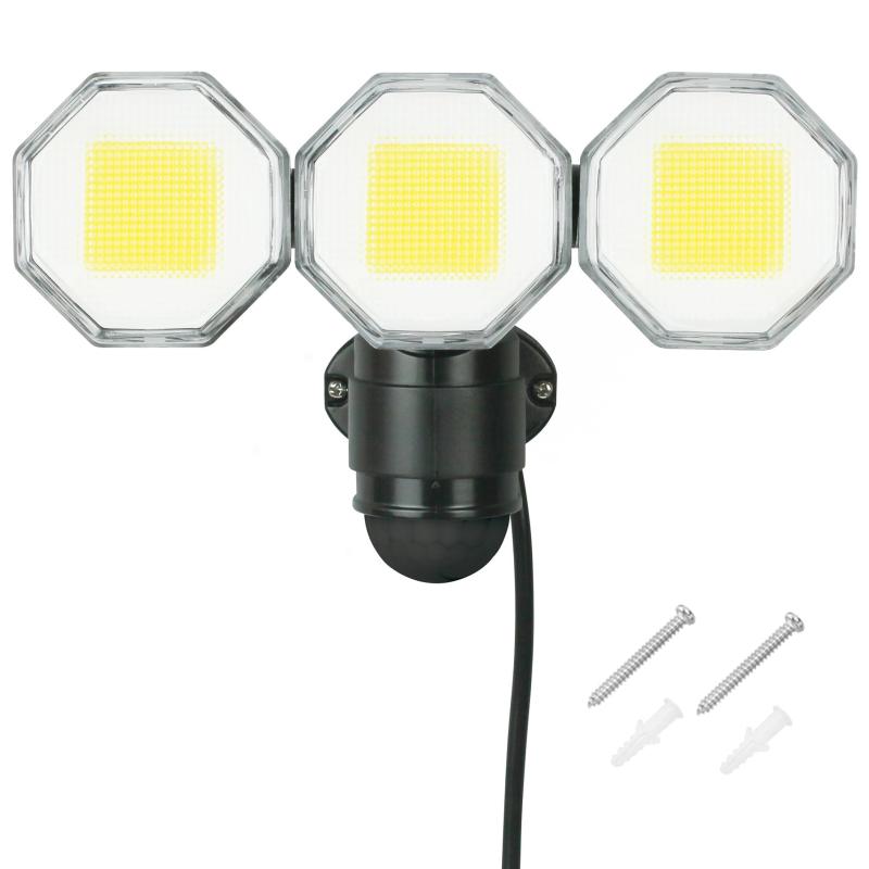 DAISHIN センサーライト コンセント式 屋外用 DLA-18T300 人感 LED AC 100V 3灯式 電源 防犯 ライト 外灯 防水規格 防雨型 人感センサーライト 外 人感センサー 駐車場 ガレージ 庭 玄関 灯 明るい 広