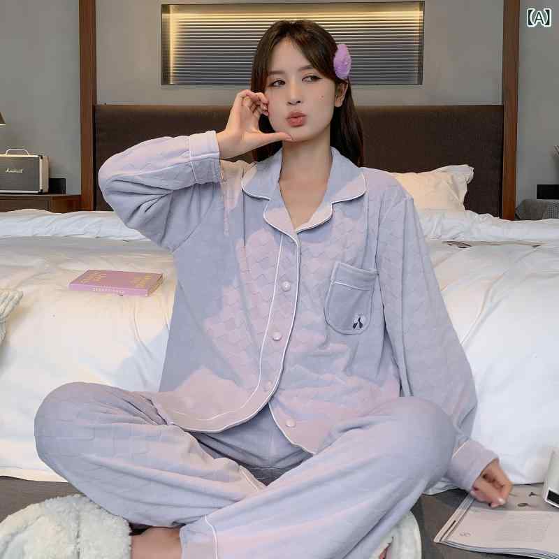 秋冬の カップルの パジャマの 女性の 新しい ベルベットの 島の ベルベットの 保温 家の 服の スーツは 甘くて 男性を 着る ことが できます