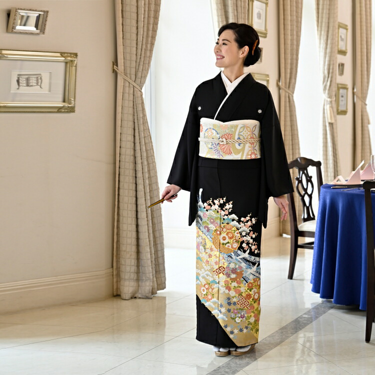 楽天市場 レンタル 黒留袖レンタル フルセット 桂由美 ブランド 高級 正絹 結婚式着物 留袖 着物 黒留袖 黒留袖レンタル Kotohogi ことほぎ 金彩友禅 母親 親族 第一礼装 フォトウェディング 着物レンタル レンタル着物 黒留め袖 貸衣装 レンタル衣装 チャペル婚 雪輪