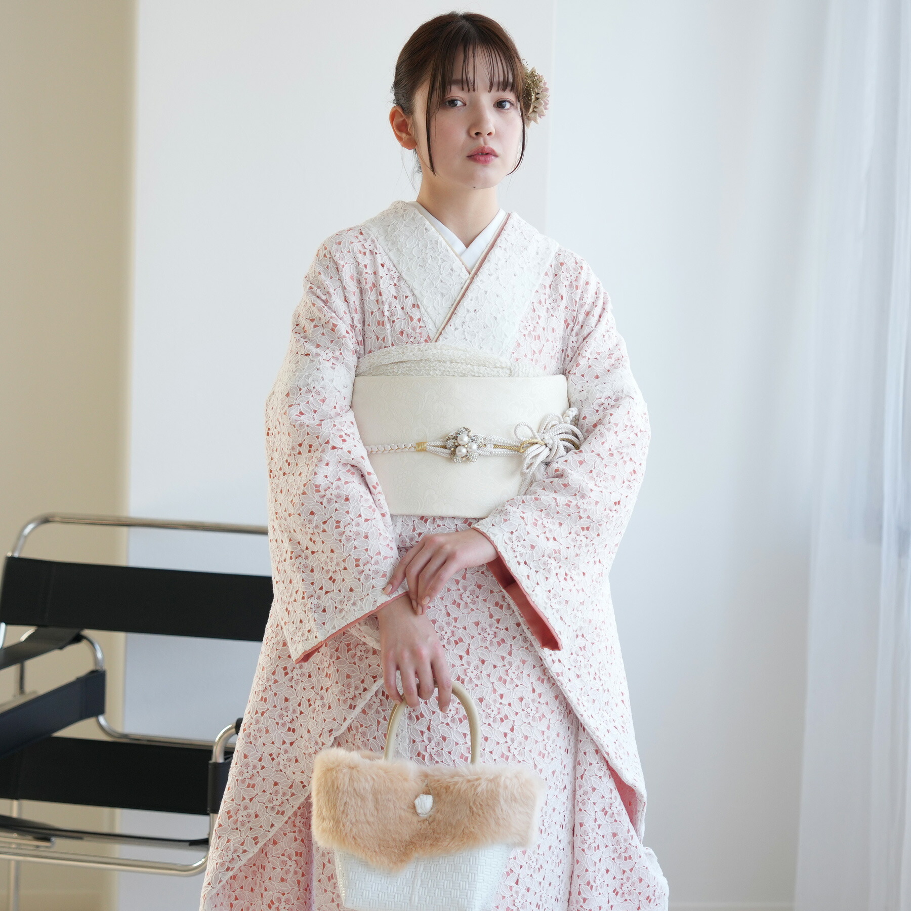 専用　ご予約　振袖単品　オーダー仕立て　牡丹　白　金彩ラメ　ホワイト ゴールド 専用 予約 振袖セット オーダー仕立て 白絹色 百合 金彩 モダン