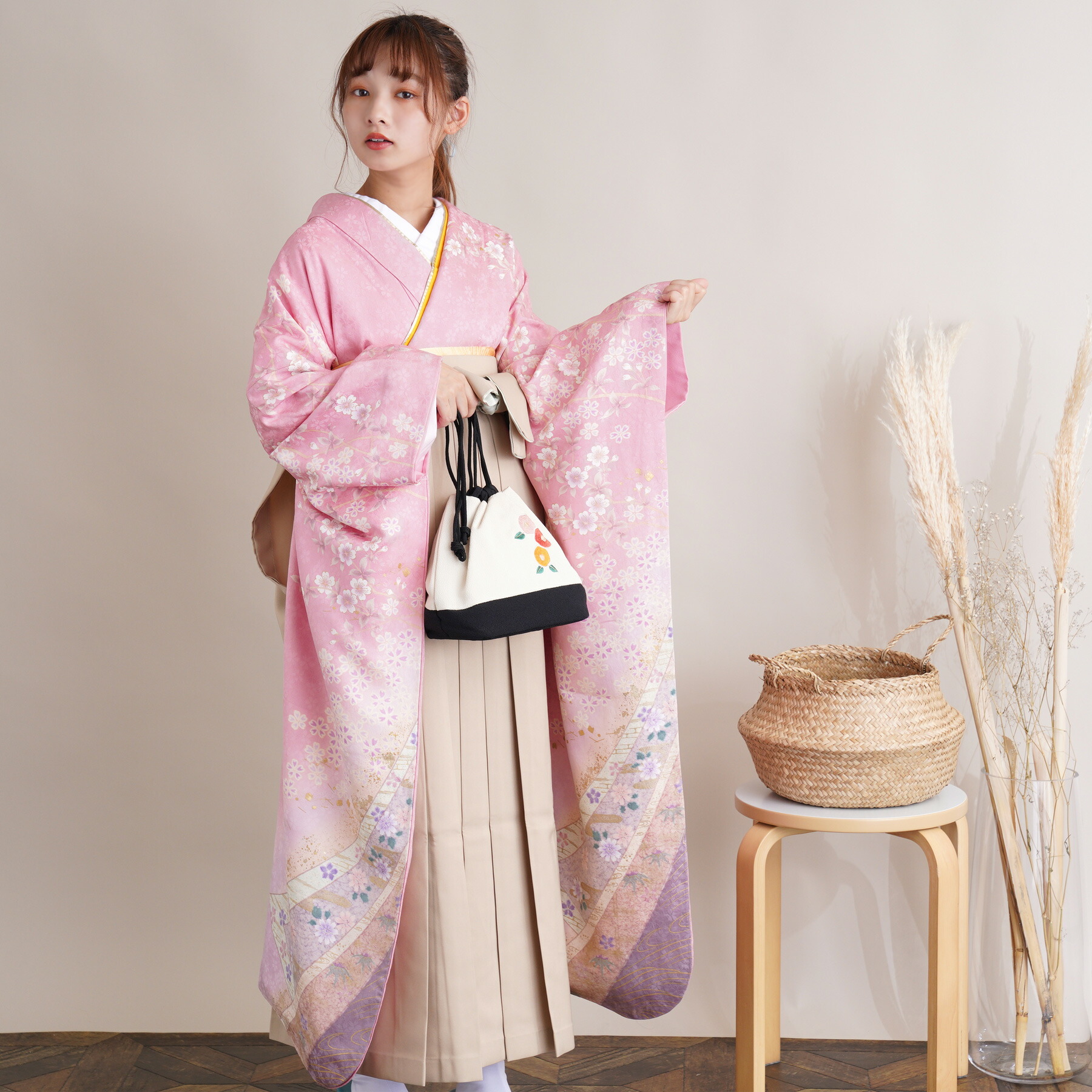 【レンタル】【袴 17点セット　正絹振袖】振袖着物 はかま フルセット 卒業式 大学生 専門学生 レディース 女性 袴91cm（身長153-158cm）ブーツ着用時165cmまで適応 足袋プレゼント 重ね衿縫い付済 往復送料無料 21,299円