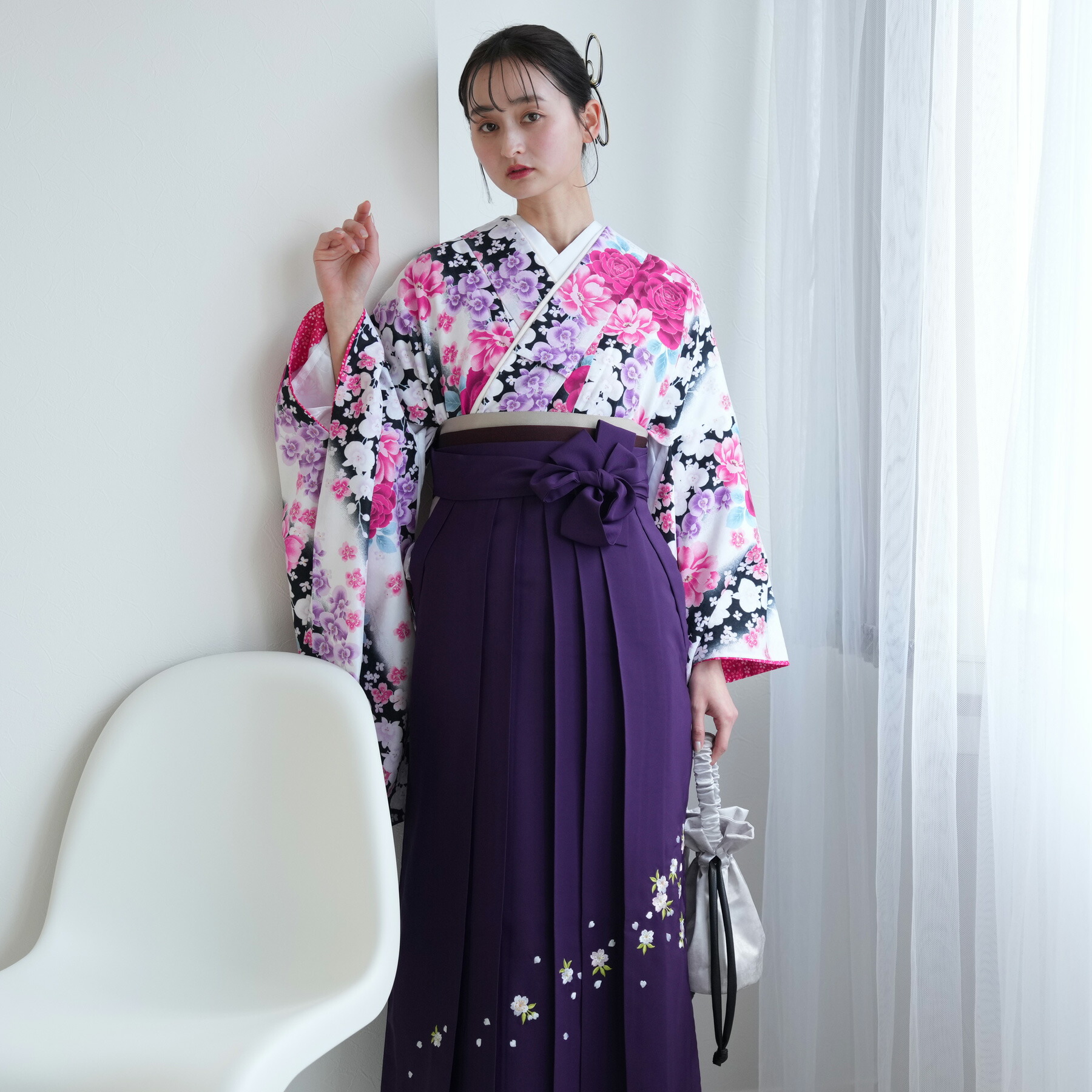 【レンタル】【utatane 袴 17点セット 艶やか胡蝶蘭とバラ】二尺袖着物 はかま フルセット 卒業式 大学生 専門学生 レディース 女性 袴91-99cm（身長153-170cm）足袋プレゼント 重ね衿縫い付済 往復送料無料