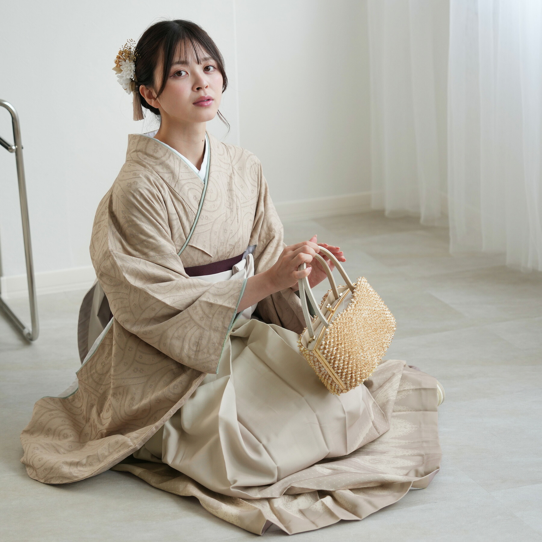【レンタル】【ニコアンティーク 袴 17点セット 国産生地/国内縫製　日本製着物】二尺袖着物 はかま フルセット 卒業式 大学生 専門学生 レディース 女性 袴91-99cm（身長153-170cm）足袋プレゼント 重ね衿縫い付済 往復送料無料