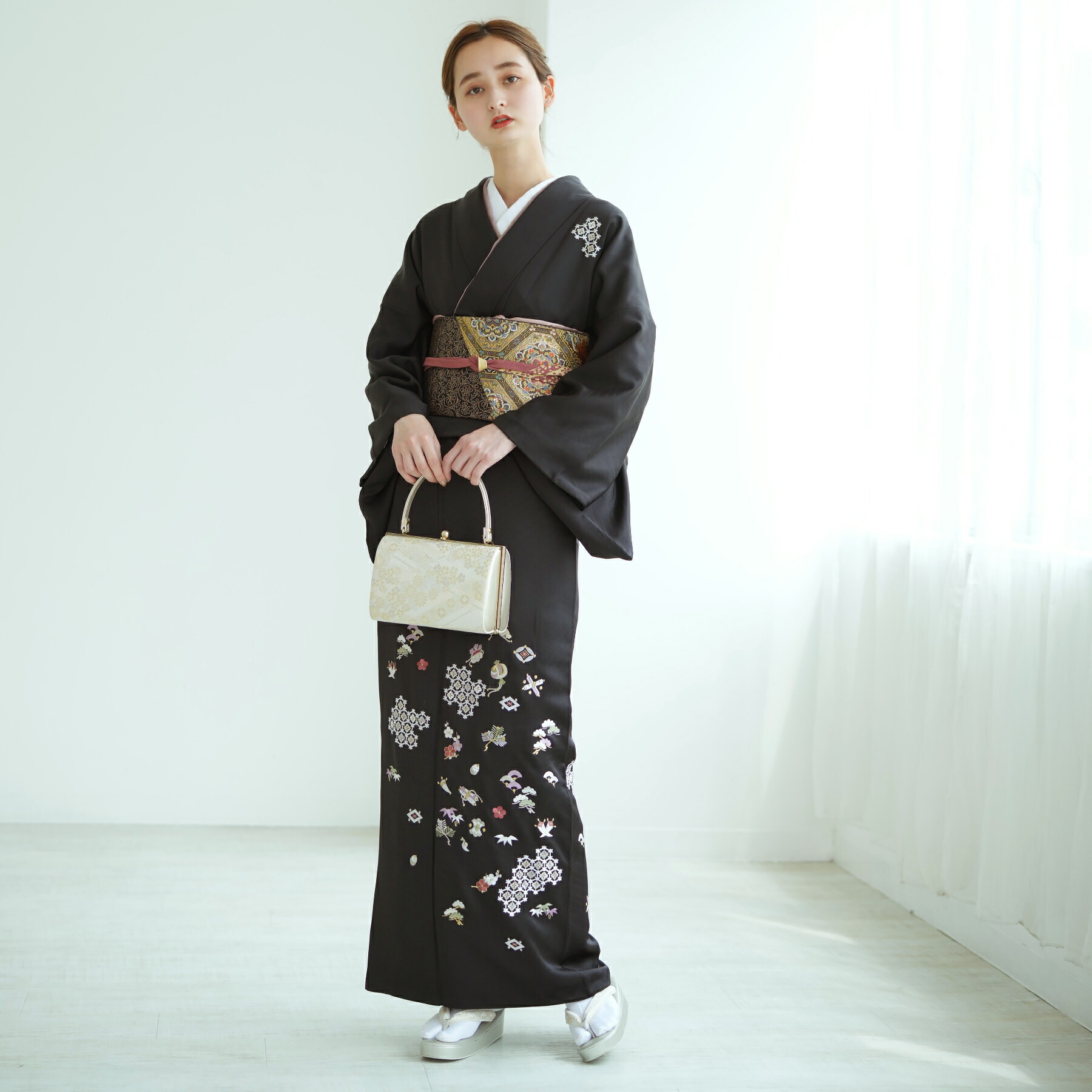 【レンタル】 訪問着 20点セット フリーサイズ（身長153-168cm） 訪問着 着物 フルセット 宝尽くし 女性 黒系 白 ゴールド 紫 緑 ブラック 刺繍 梅 松 笹 菱 フォーマル 入学式 卒業式 結婚式 二次会 お宮参り 食事会 七五三 パーティー 往復送料無料