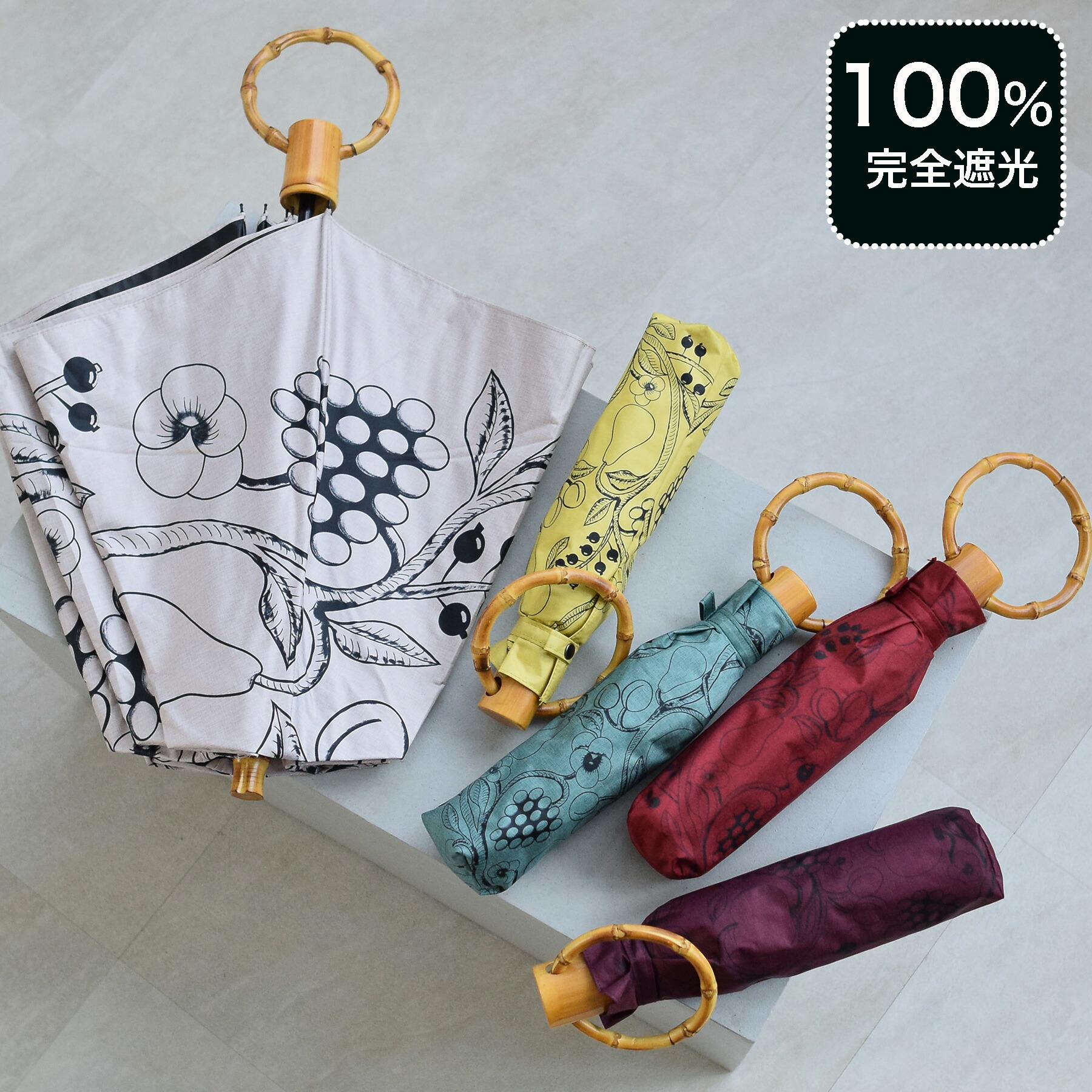 k*o様 希少品☆United Colors of Benetton 折りたたみ k*o様 希少品☆United Colors of Benetton 折りたたみ - メルカリ