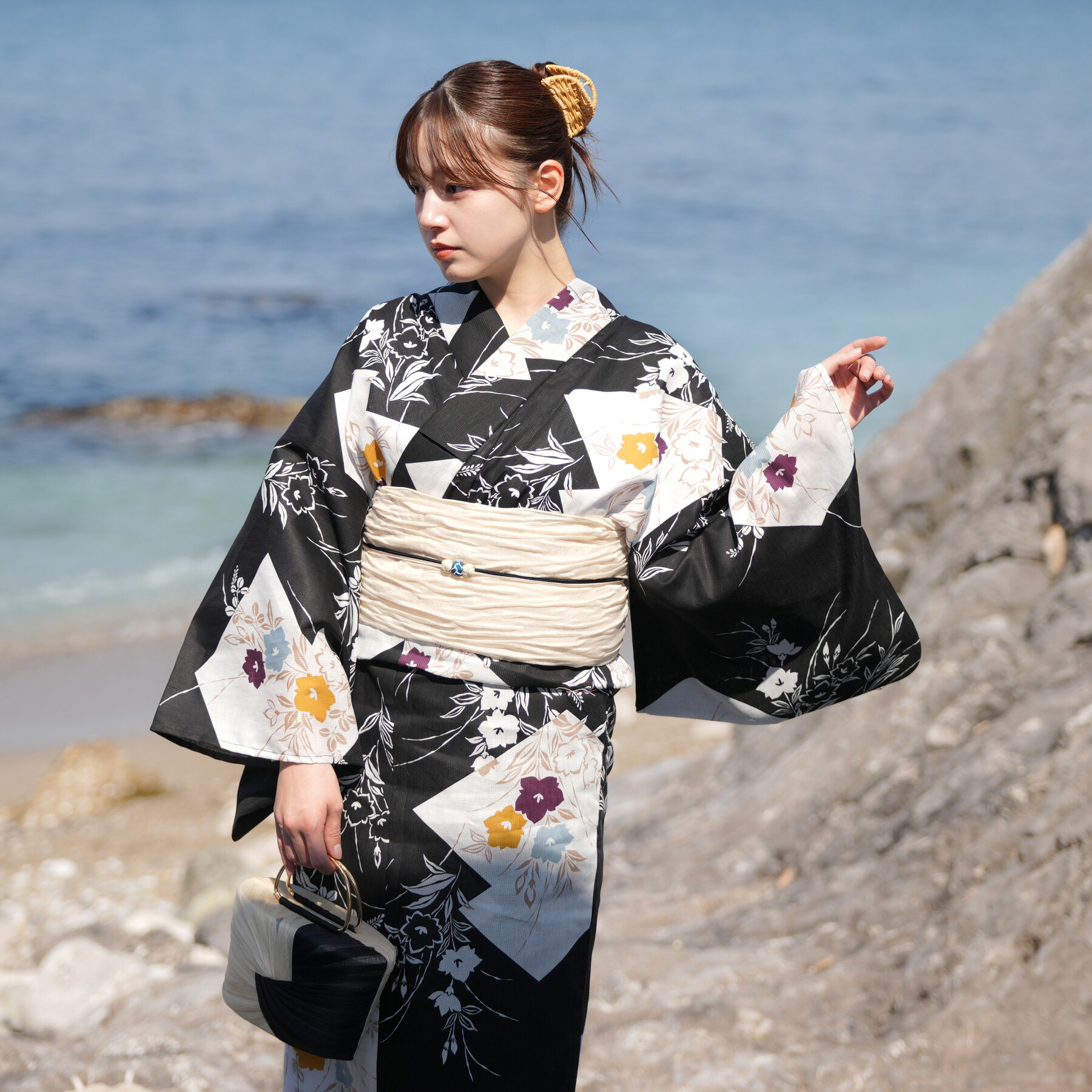 楽天市場】【utatane 高級変わり織 浴衣3点セット ブラックに乱菊重ね