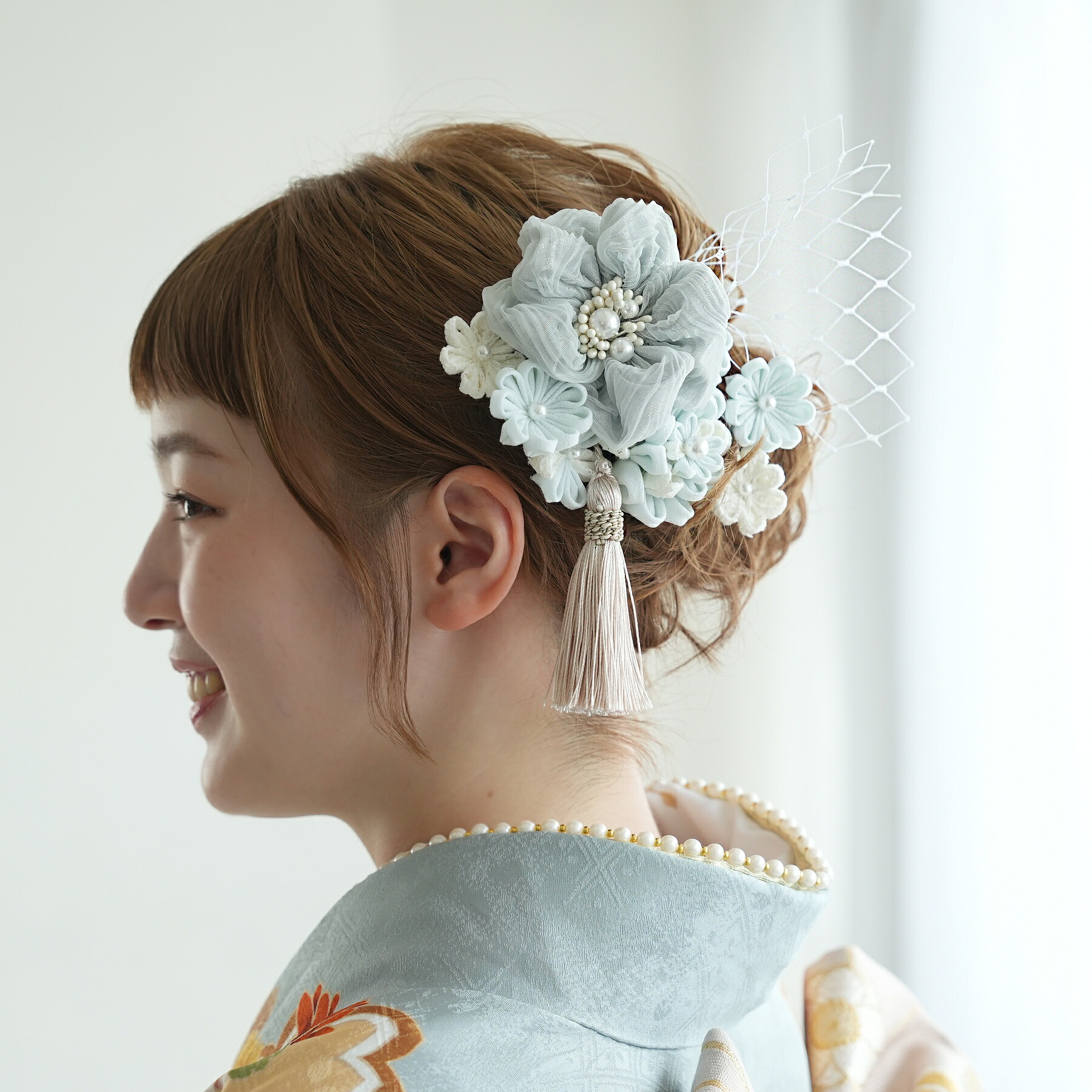 【髪飾り Uピン3点セット 絞り花&タッセルつまみコーム】 ヘアアクセ 房 チュール 菊 大正ロマン レトロ くすみカラー ニュアンスカラー 浴衣 ゆかた 浴衣ヘア 振袖 袴 成人式 卒業式 記念撮影 写真 ヘアアレンジ