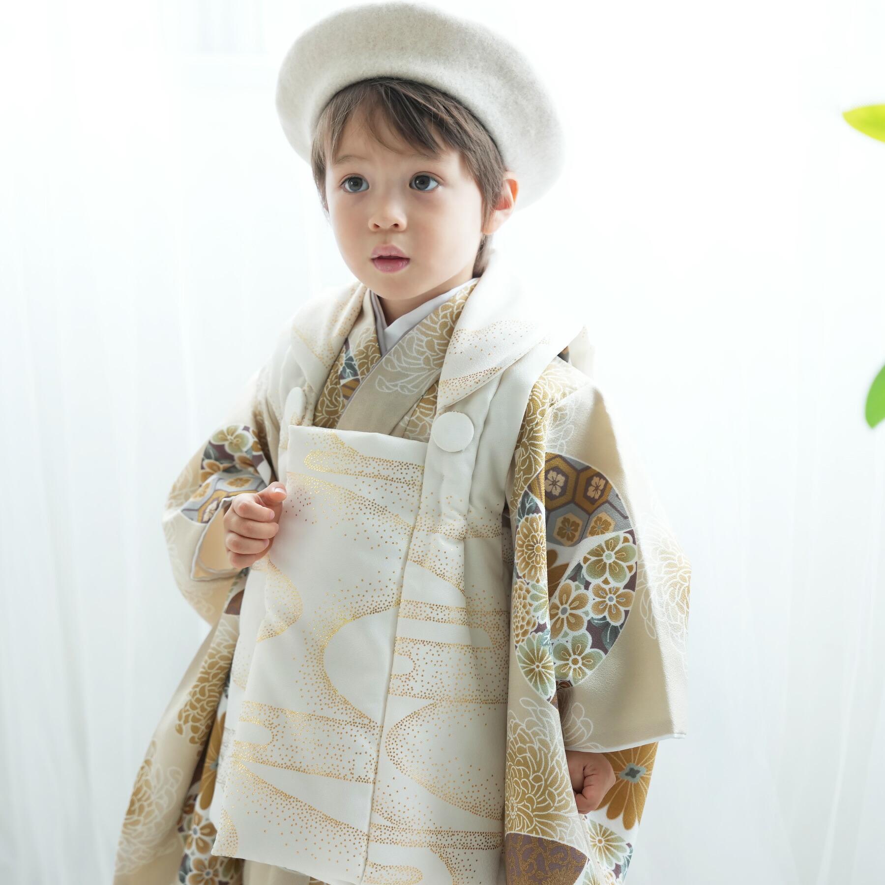 【ひよこ商店】七五三 着物 3歳 男の子 被布セット　エクリュ七宝×ベージュ金彩 6716604700.jpg
