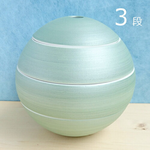 【貨物輸送無料】【かざり付ける箱付】有田焼 李荘窯 珠型三段重 雲母緑であること