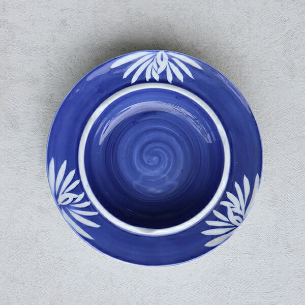 有田焼山崎壼の花瓶及び灰皿です。 imgrc0090453235.jpg