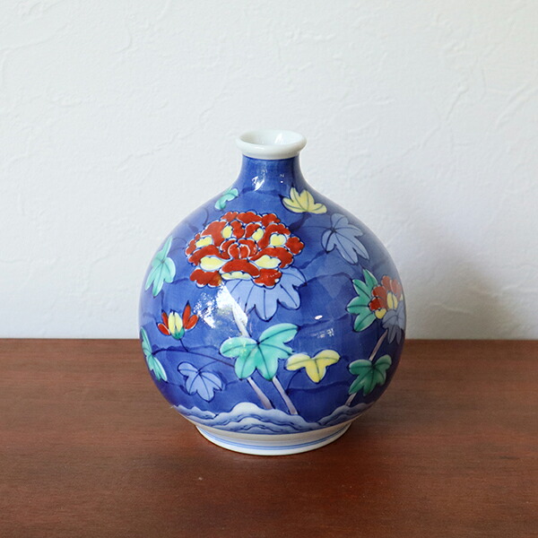【送料無料】有田焼　丸小花瓶　濃花絵